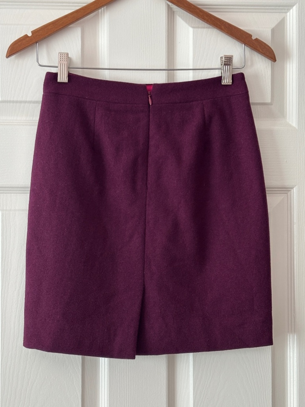 J Crew "The Pencil Skirt" - Berry Size 00P - Picture 3 of 9